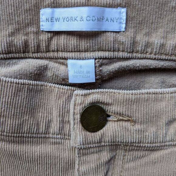 New York and Company Light Brown Corduroy Pants Size 6 - Picture 6 of 6